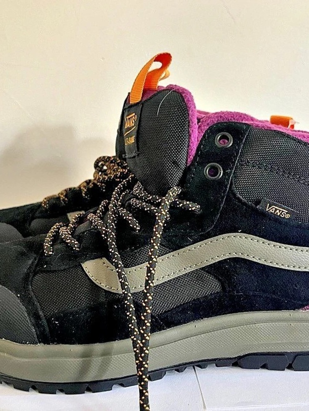 Vans UltraRange EXO Hi MTE-1 Boots Black & Purple US 8.5W /7M /39 EU